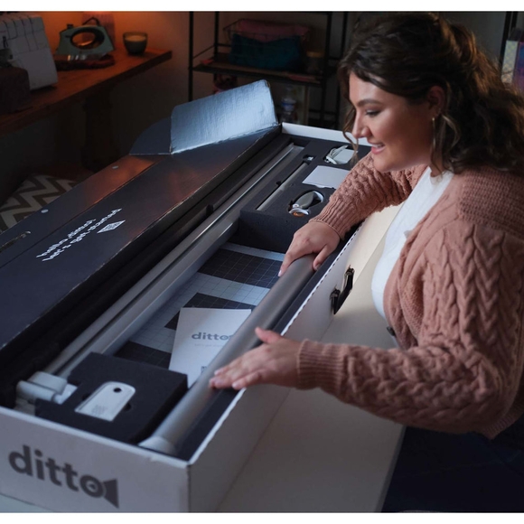 Singer Ditto Pattern Projector - Picture 2 of 3